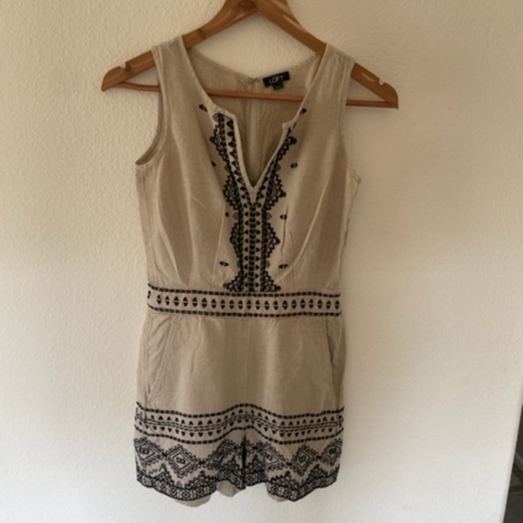 Ann Taylor LOFT | 100% Linen Embroidered Sleeveless Beige Romper | Size 00 XXS - Picture 3 of 15